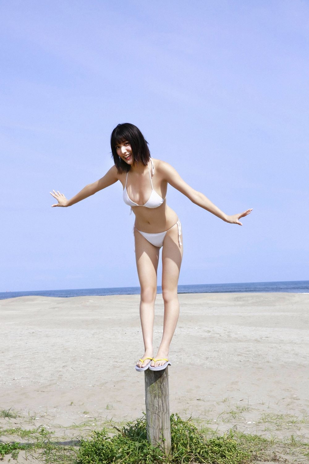 [YS Web]比基尼清新日本萌妹子沙滩美女:彩川ひなの无水印写真作品免费在线(100P)